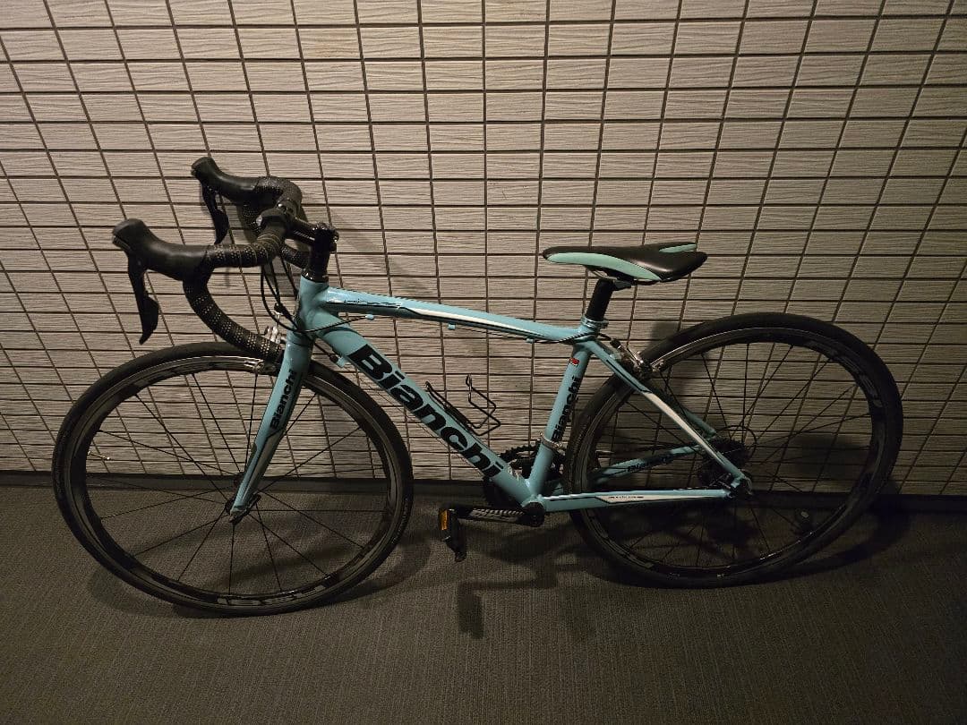 Bianchi VIA NIRONE7 PRO 105（5800）ベース