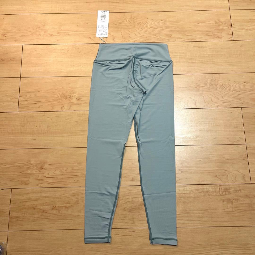 新品Chacott スキンレギンス　ヨガレギンス サイズM¥11000