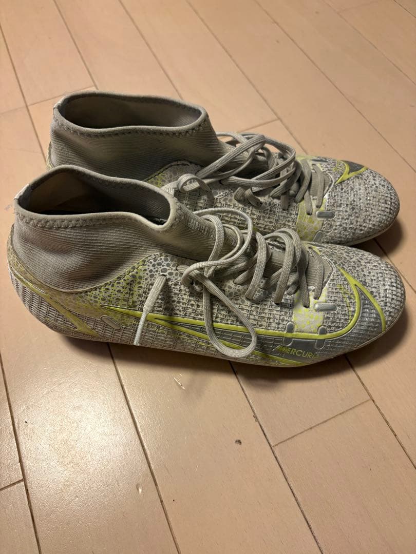 Nike マーキュリアル ハイカット