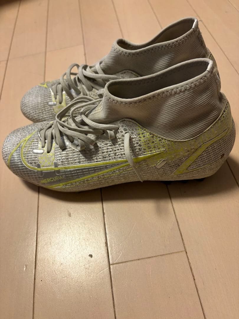 Nike マーキュリアル ハイカット