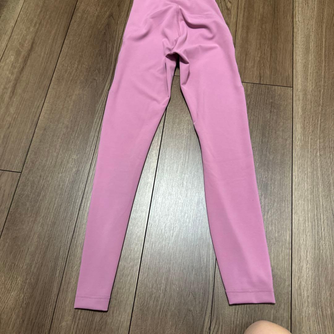 lululemon ヨガ　レギンス　ピンク