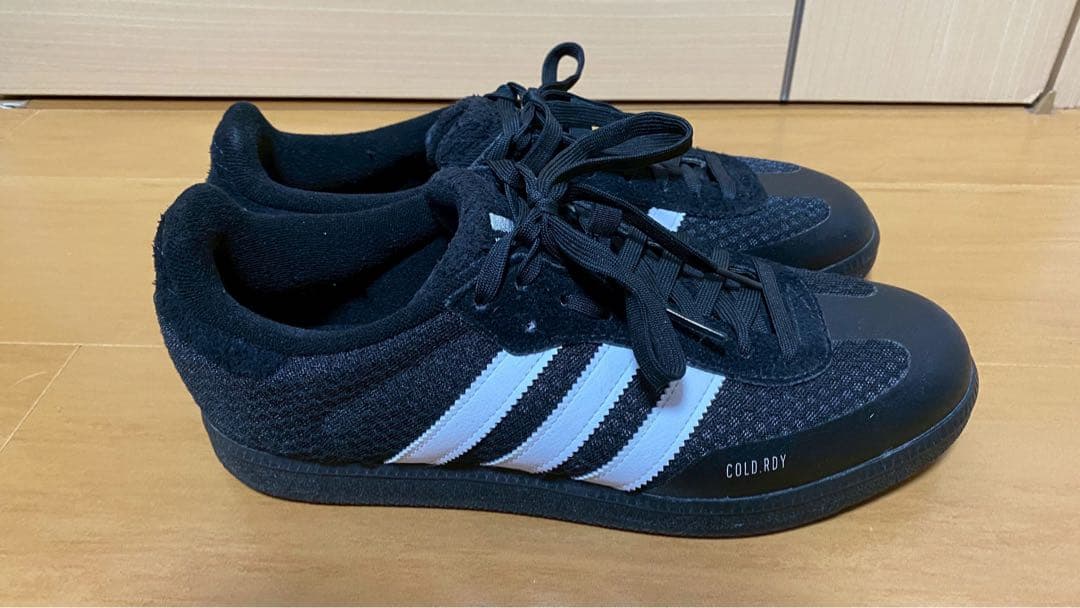 adidas VELOSAMBA COLD. RDY SPDシューズ 24.5