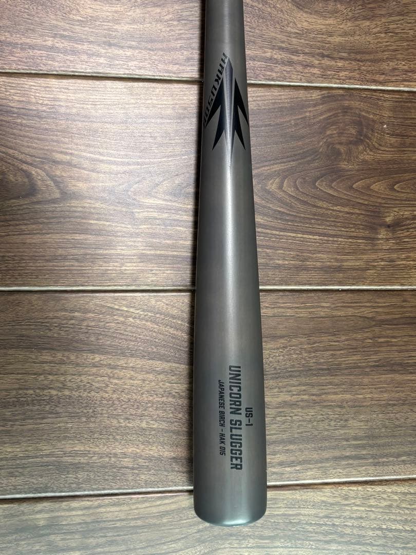 UNIDORN SLUGGER 軟式バット グレー　84.5センチ　740g