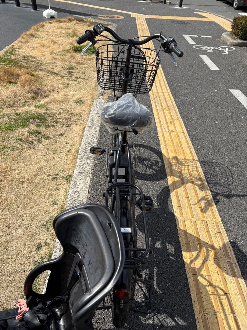 中古20㌅YAMAHA電動アシスト自転車　8.7Ah 大阪　088