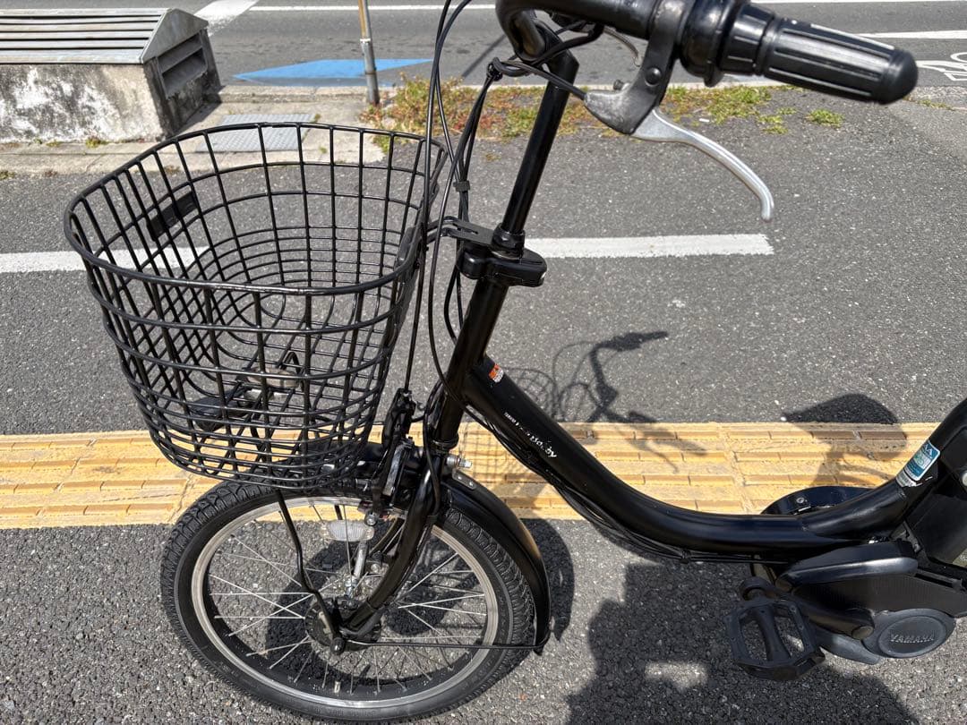中古20㌅YAMAHA電動アシスト自転車　8.7Ah 大阪　088