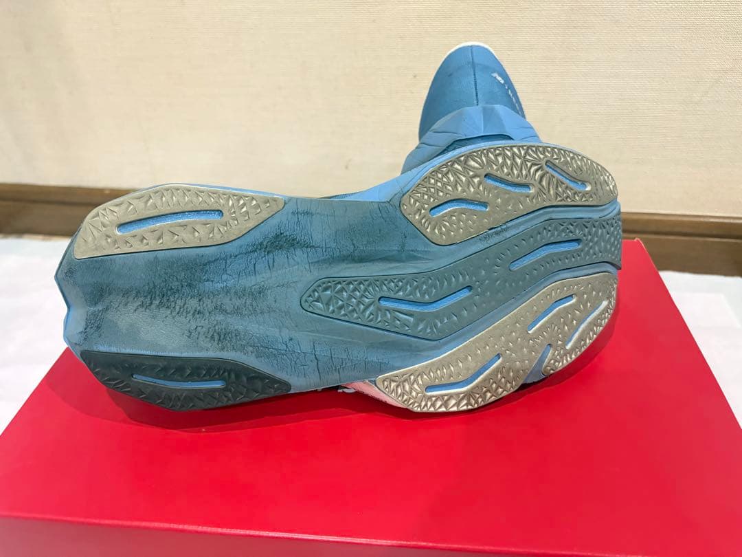 スパイク・シューズ 27.5cm newbalance fuelcell rebel v4