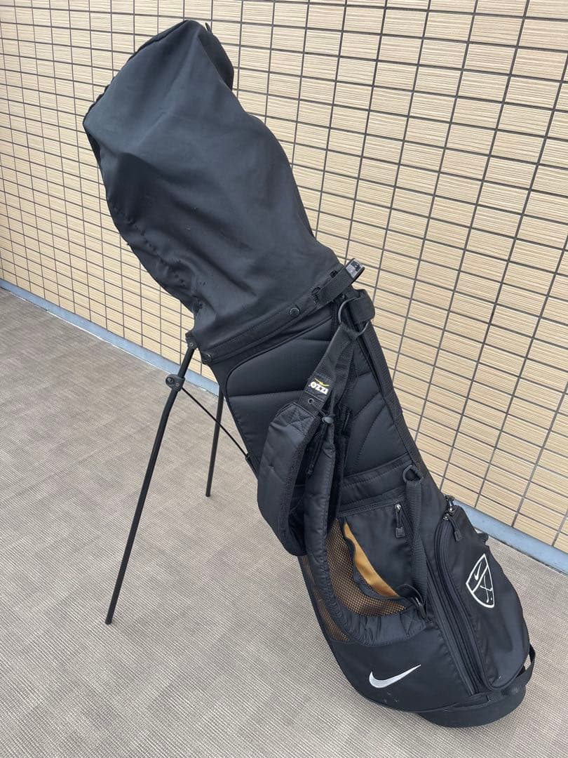 NIKE GOLF スタンド付軽量キャディバッグ