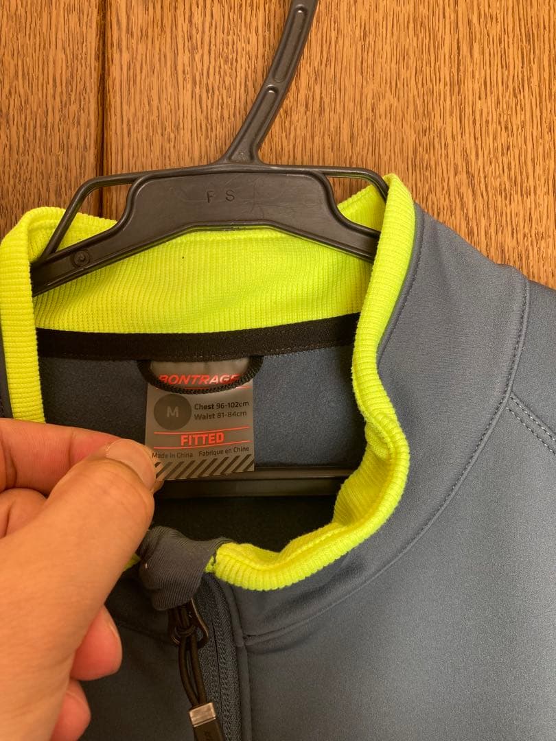 ボントレガー　ソフトシェル　VELOCIS SOFTSHELL JACKET
