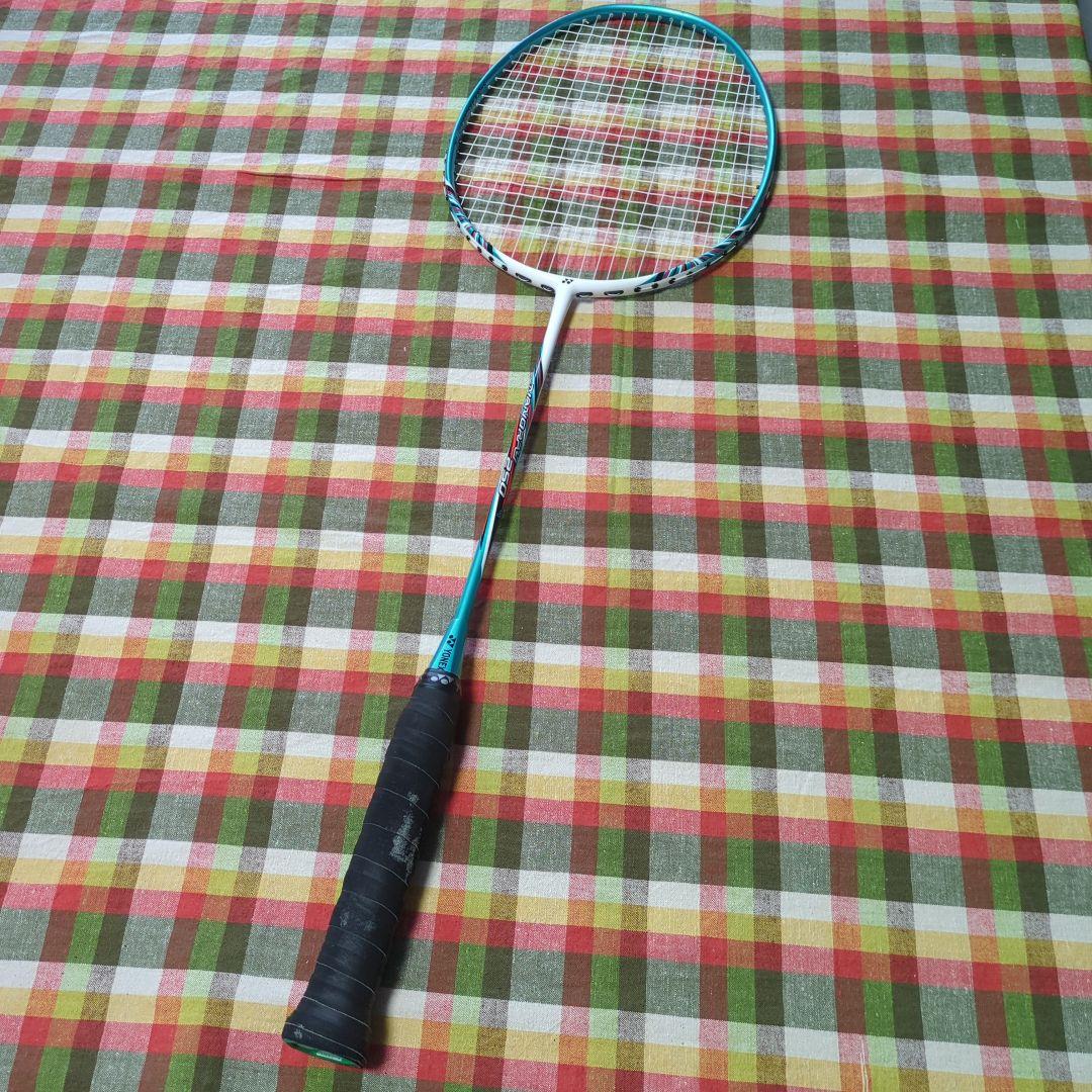 週末割　YONEX　NANORAY 250　バドミントンラケット