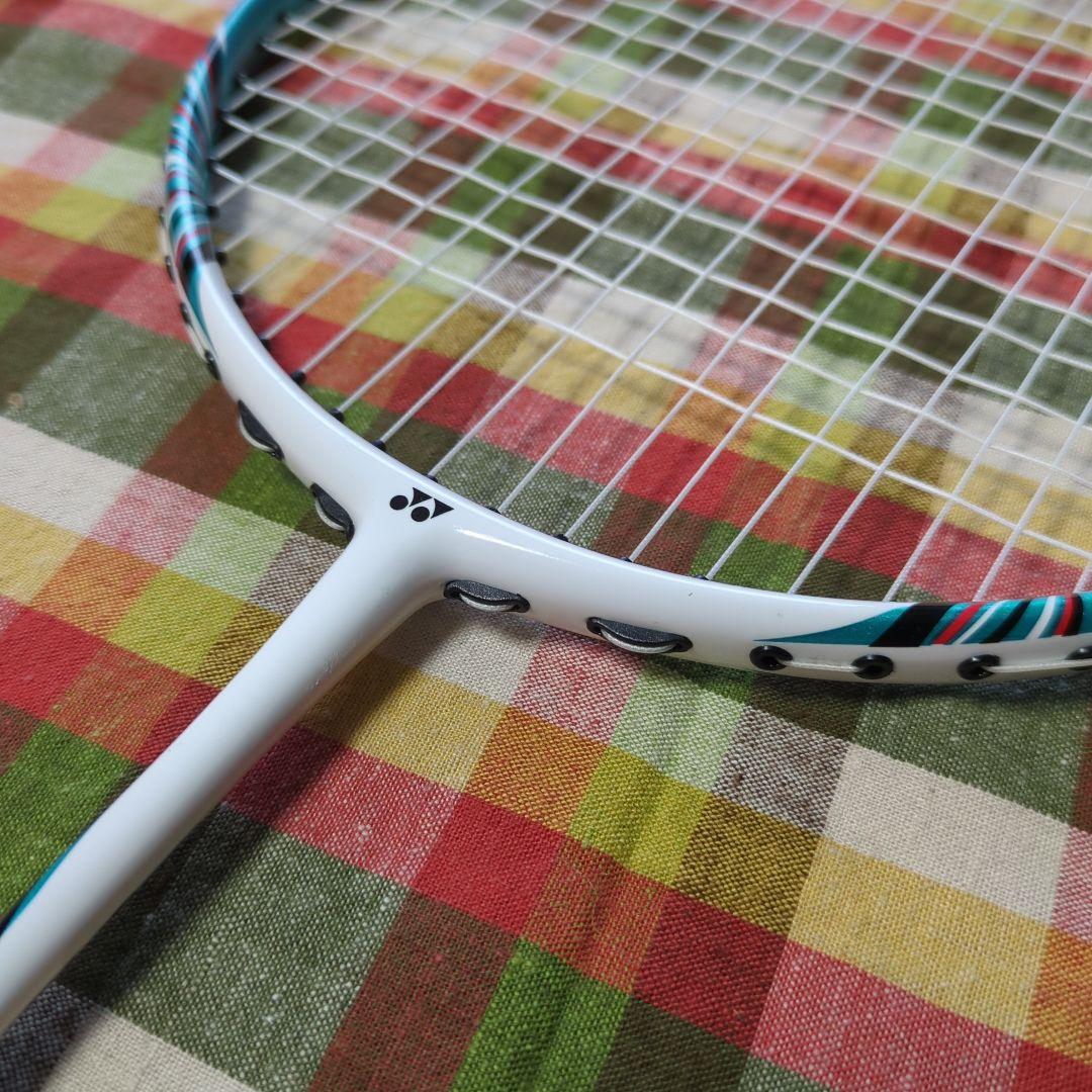 週末割　YONEX　NANORAY 250　バドミントンラケット
