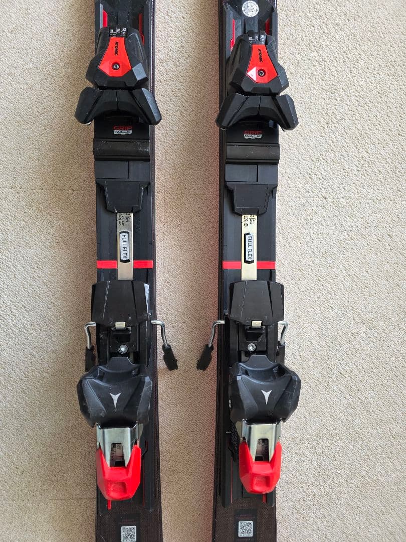 スキー Atomic REDSTER S8i REVOSHOCK C 2025-2026