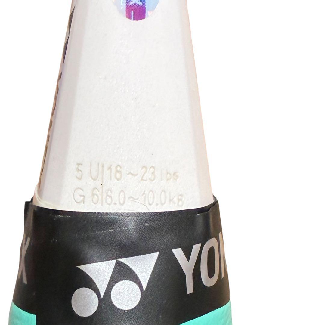 ⭐️3回使用のみ　美品　YONEX Astrox 33 バドミントンラケット