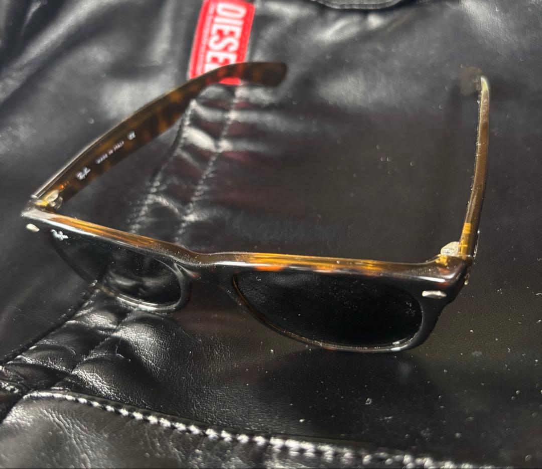 長渕剛着用Ray-Ban サングラス MAIDINITALYニュウェイファーラ