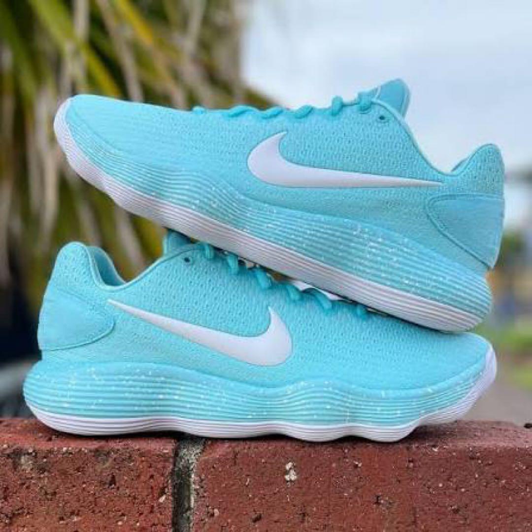 シューズ(男性用) NIKE Hyperdunk 2017 Low
