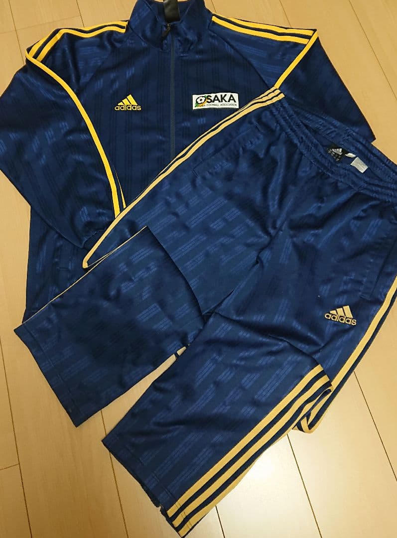 サッカー大阪府選抜　ジャージとユニフォームセット