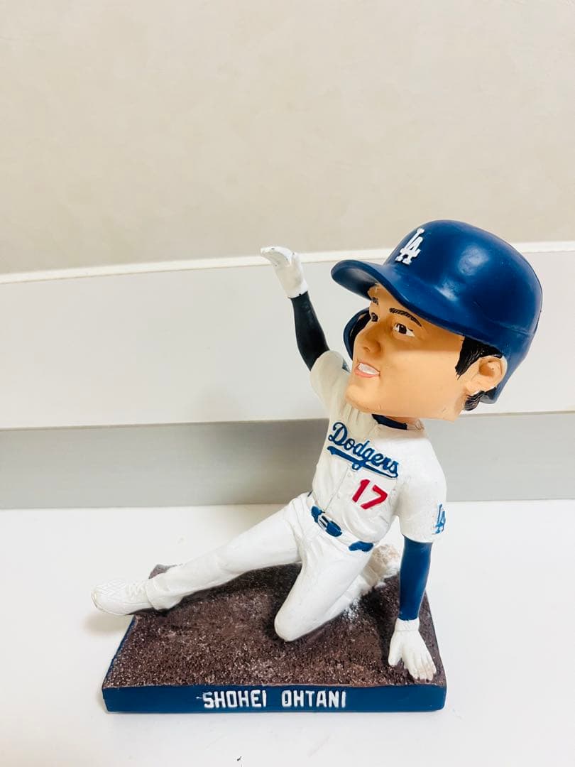ドジャース ファンクラブ 大谷翔平 ボブルヘッド