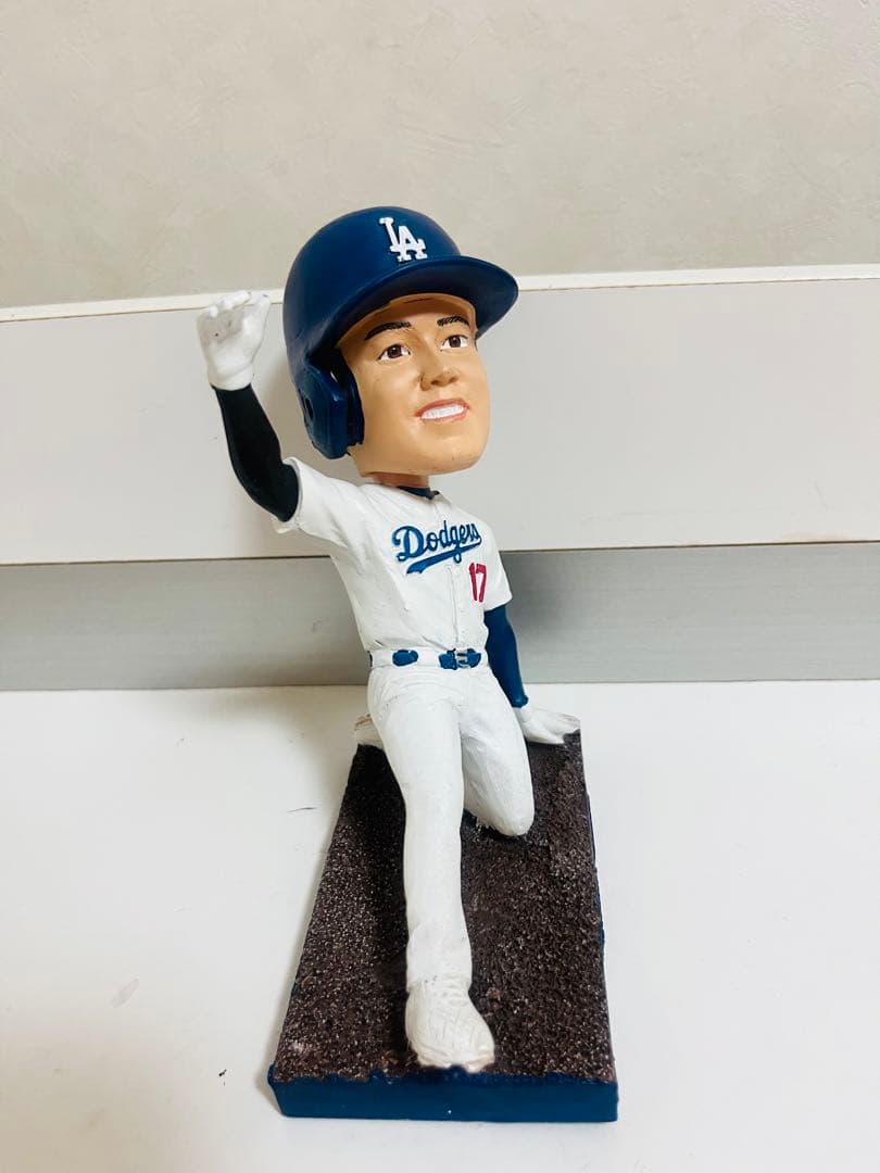 ドジャース ファンクラブ 大谷翔平 ボブルヘッド