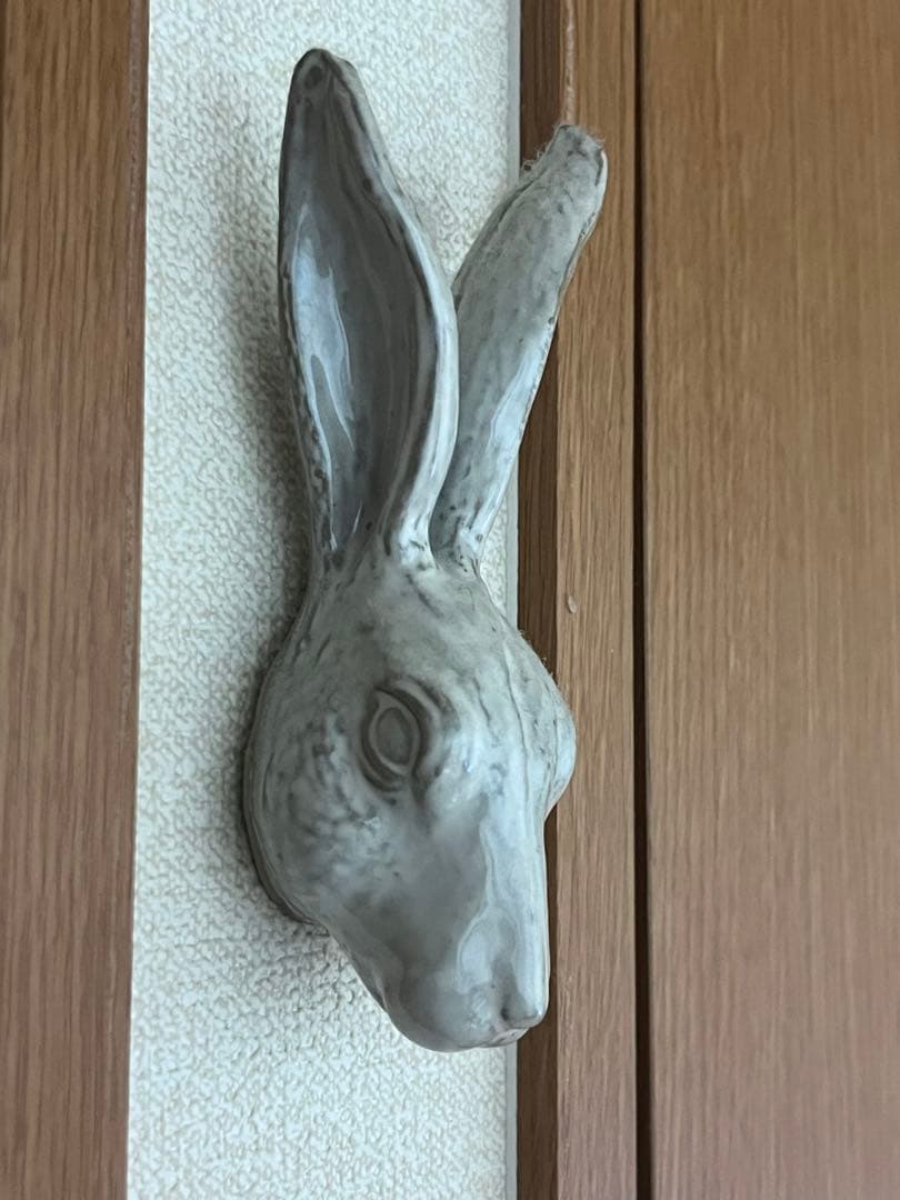 【Yarnnakarn】Hare Hook うさぎ　壁掛け