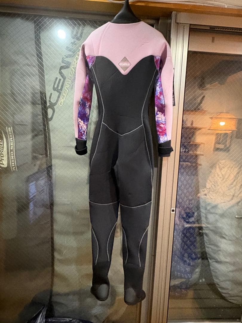智*光様 女性用オニールドライスーツ新品