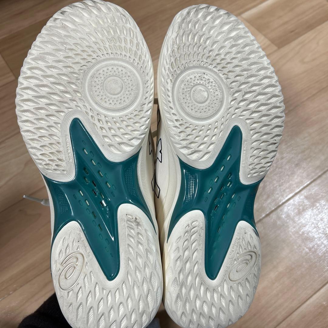 asics ゲルフープ　バッシュ