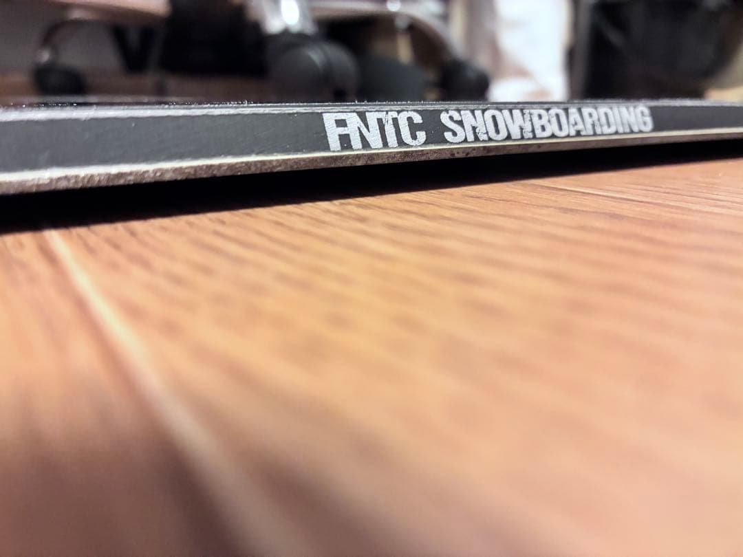 スノーボード FNTC DCC 157