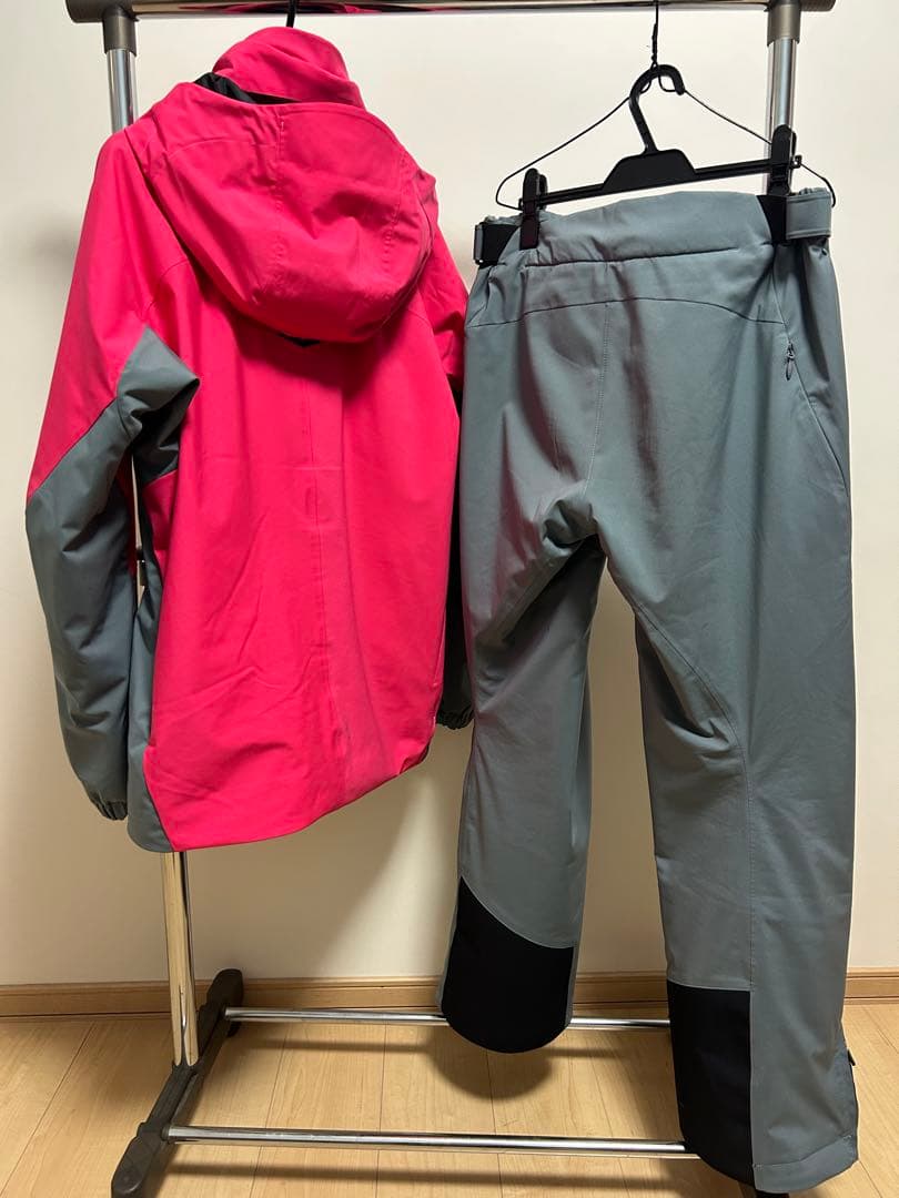 DESCENTE デサント(オガサカチーム)スキーウェア 上下セット Lサイズ