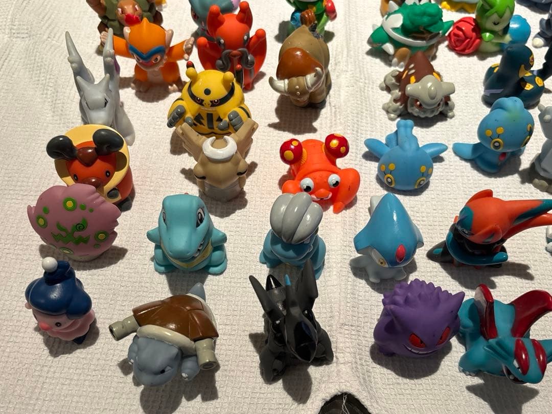 ポケモン　レトロ　フィギュア　ゆび人形　143体セット
