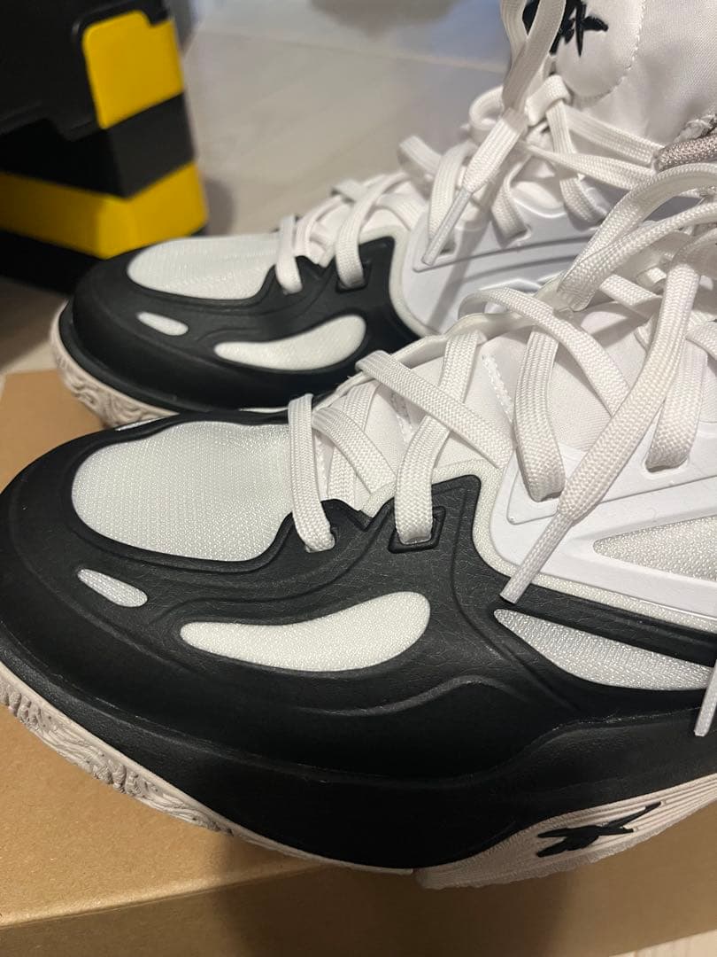 Reebok バスケットボールシューズ 28.0