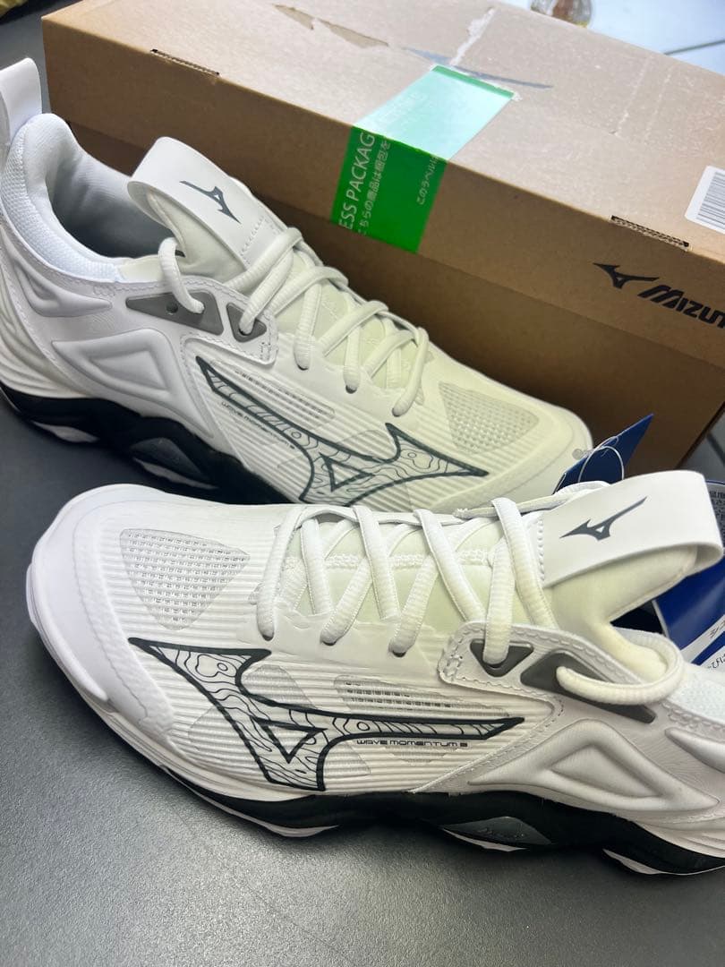 Mizuno ウェーブモーメンタム3 バレーボールシューズ 24.0