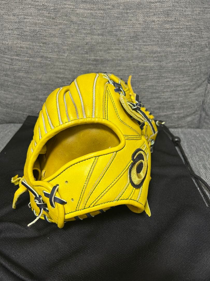 【即戦力】軟式　外野手用グラブ　アシックス　ゴールドステージ　グラブ袋付属