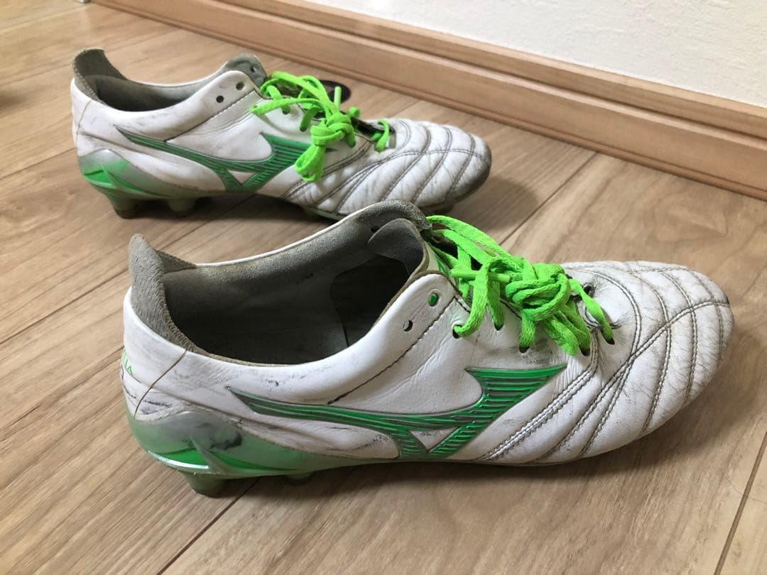 モレリア NEO 4 JAPAN サッカースパイク MORELIA NEO