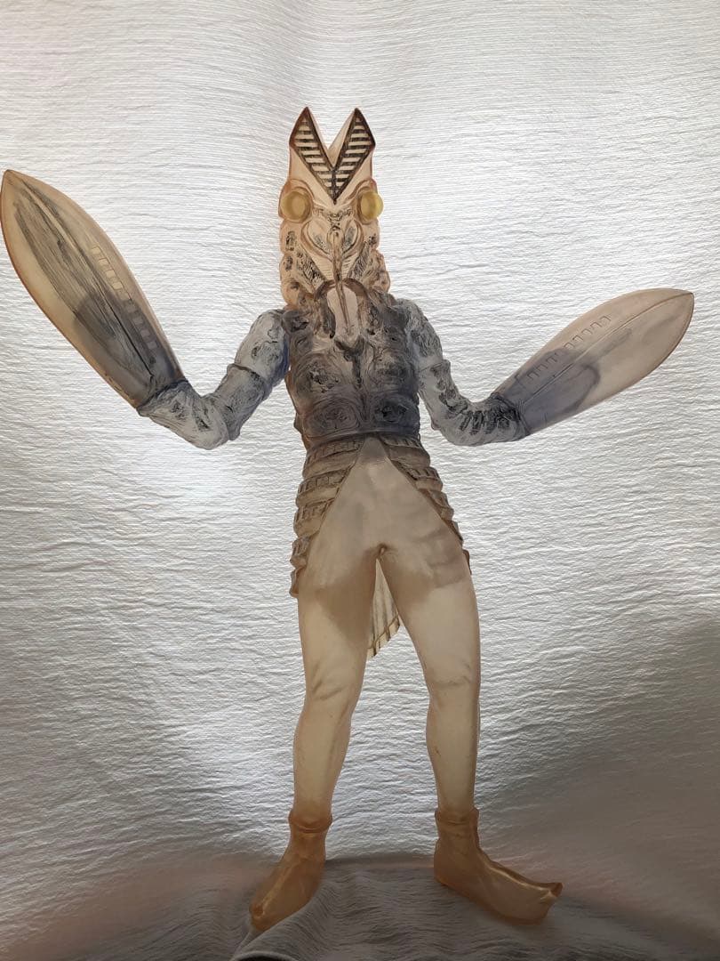 【値下げしました！】バルタン星人　ビックソフビ　クリアカラー　ウルトラマン　怪獣