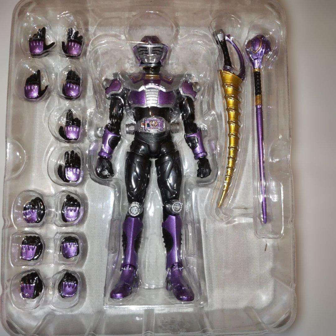 S.H.Figuarts 仮面ライダー王蛇