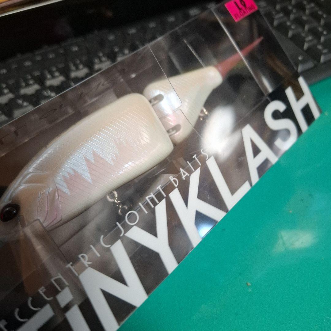 限定品　DRT タイニークラッシュ　ホワイトエリス2　TiNY KLASH