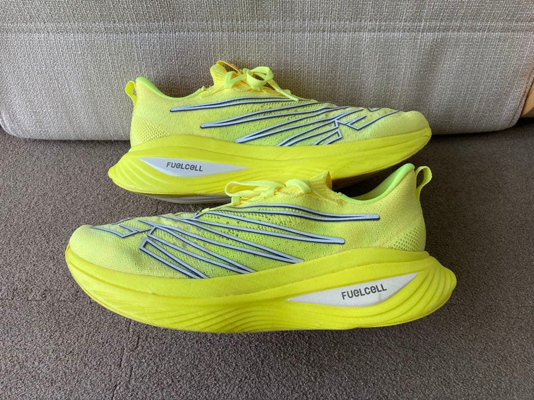 ウォーキング・ランニングウェア New Balance FuelCell SC ELITE V3 27cm