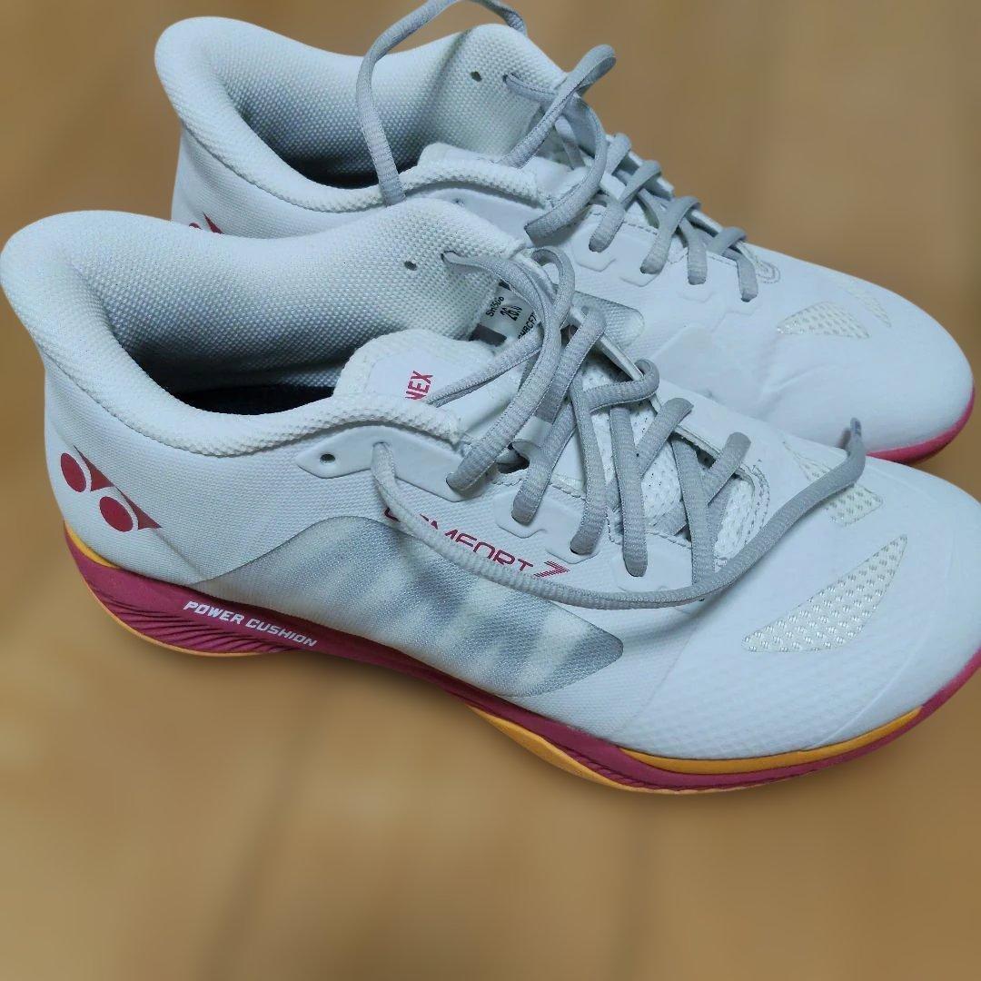 YONEX バドミントンシューズ ホワイト/ピンク
