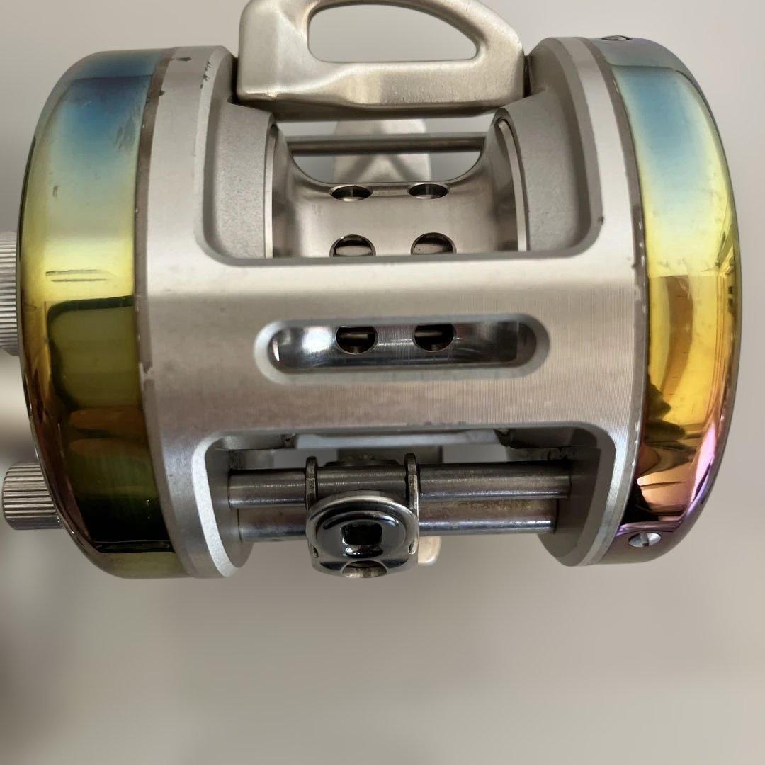 RYOBI VARIUS F300 ベイトリール