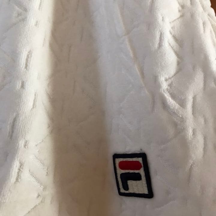 FILA フィラ テニスウェア　アイボリースコート　Mサイズ