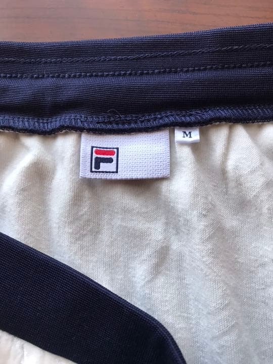 FILA フィラ テニスウェア　アイボリースコート　Mサイズ