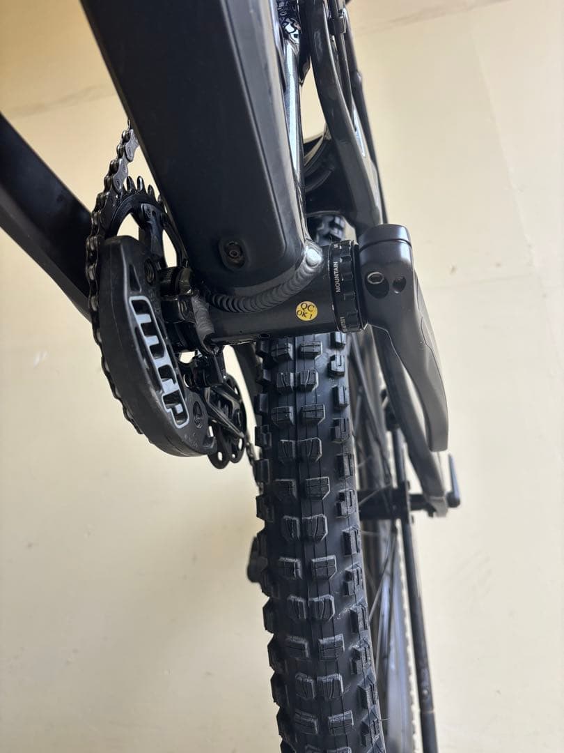 Trek Slash 8 Gen6 M/Lサイズ