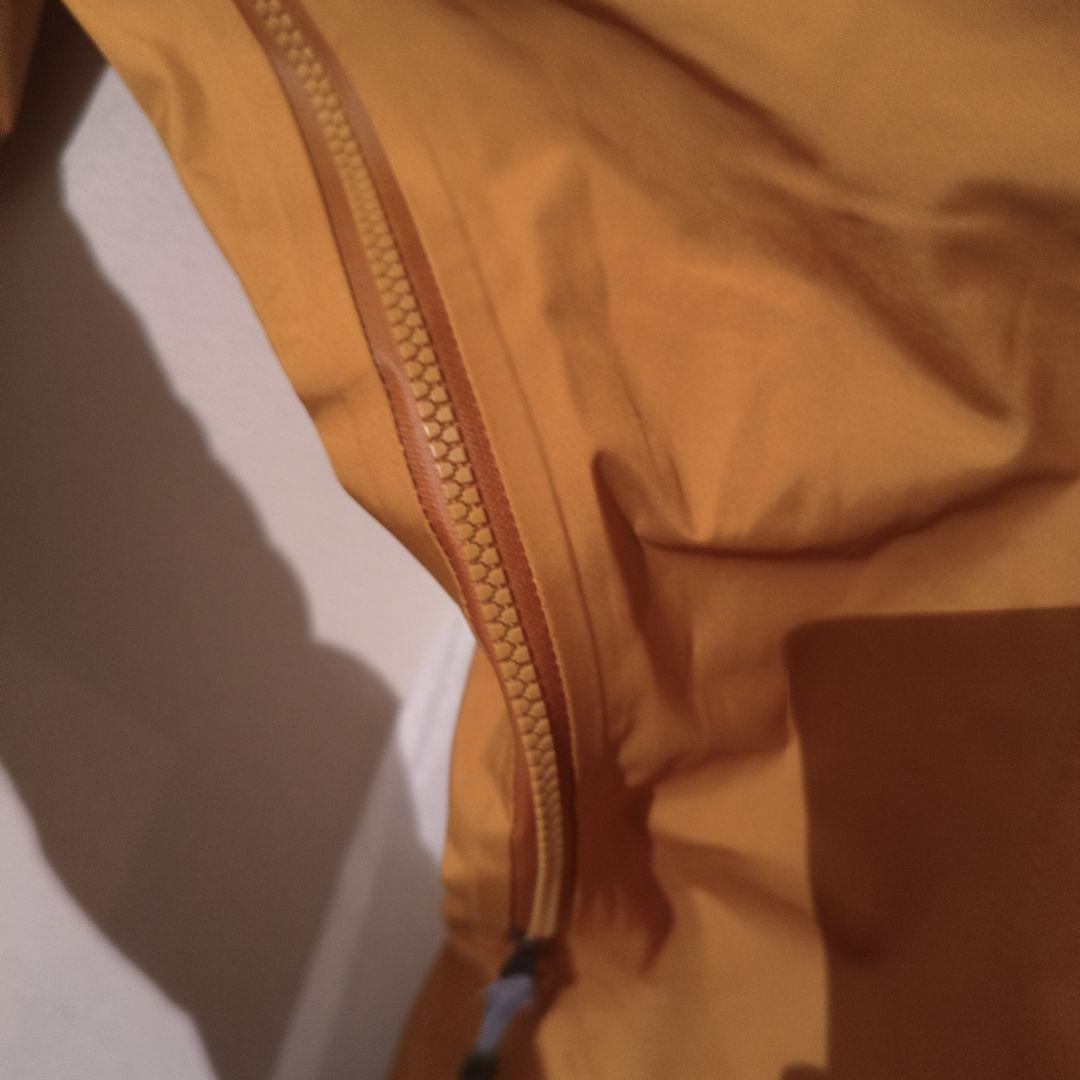 HOUDINI M’s D Jacket / Sand dune /M size