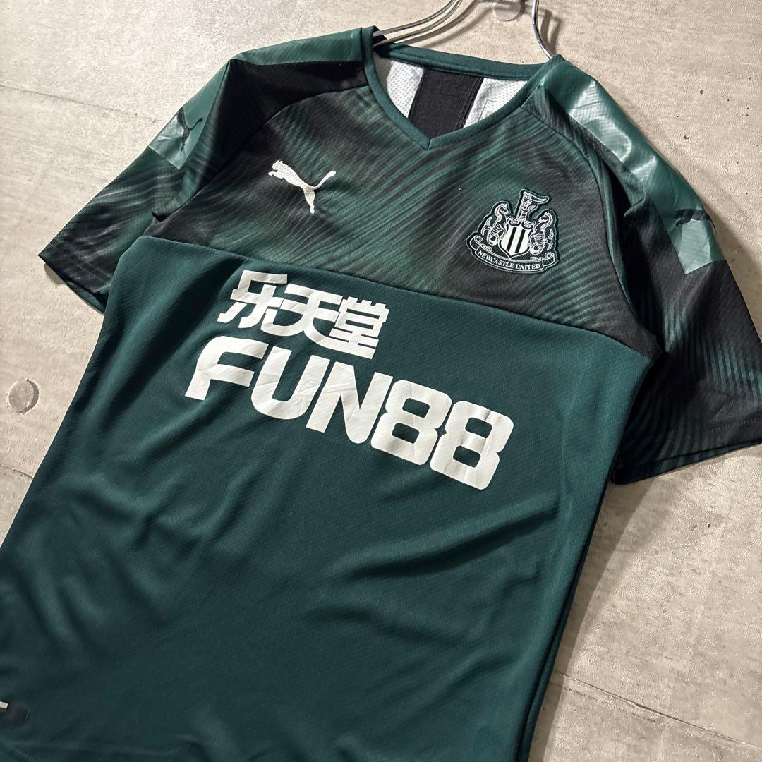 PUMA ニューカッスル・ユナイテッドFC サッカーシャツ　ユニフォーム