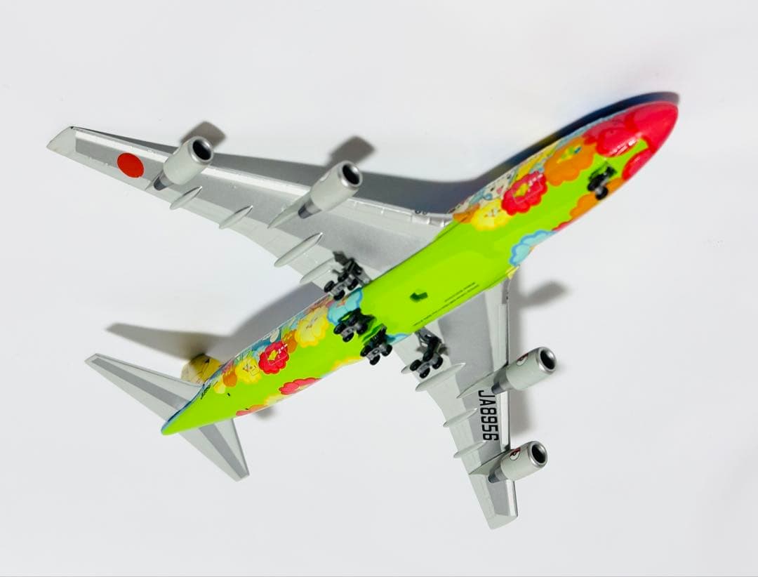 全日空商事 1/400 B747-400 ポケモンジェット NH40011