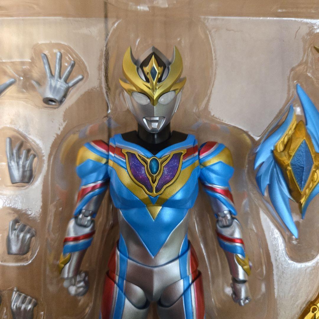 S.H.Figuarts ウルトラマンデッカー ダイナミックタイプ