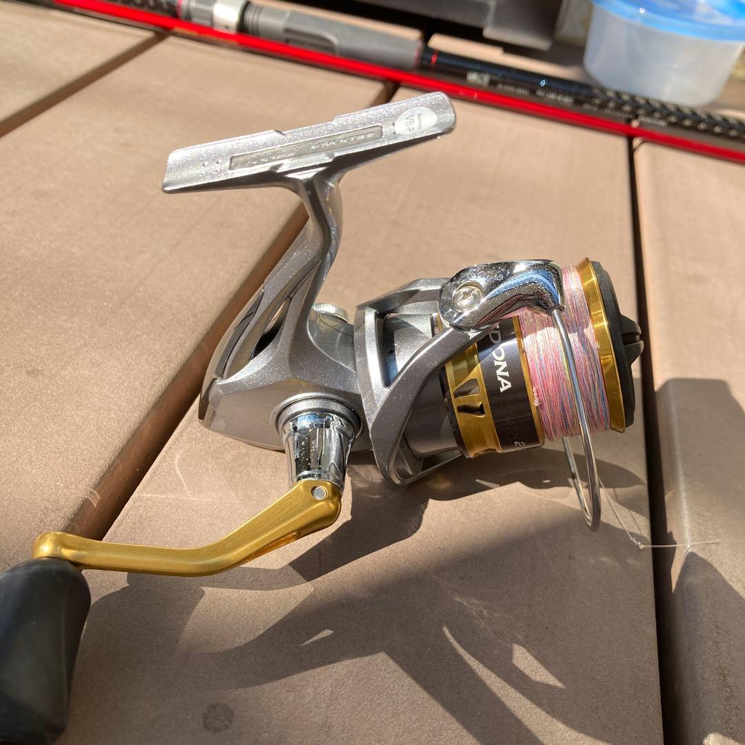 SHIMANO SEDONA 2500H リール
