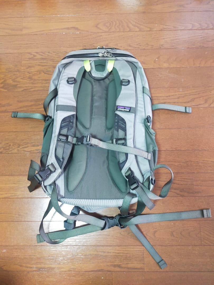 patagonia フィッシング　スイートパック　ベスト未使用 　登山　釣り