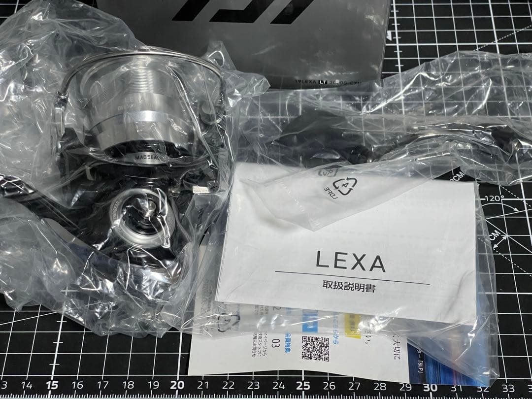 ダイワ　DAIWA スピニングリール 19 レグザ LT3000S-CXH