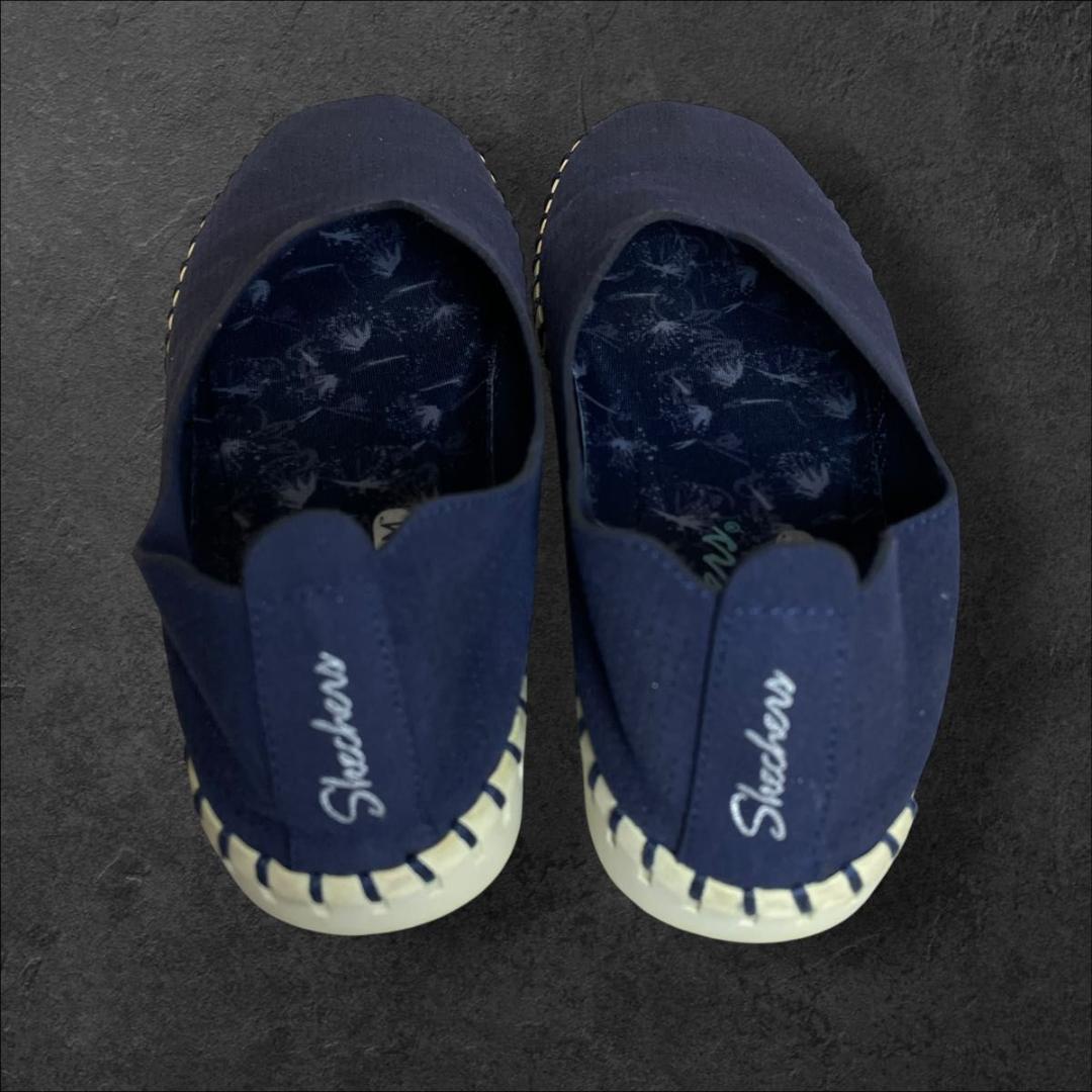 【Skechers】軽量スリッポン Air-Cooled Memory Foam