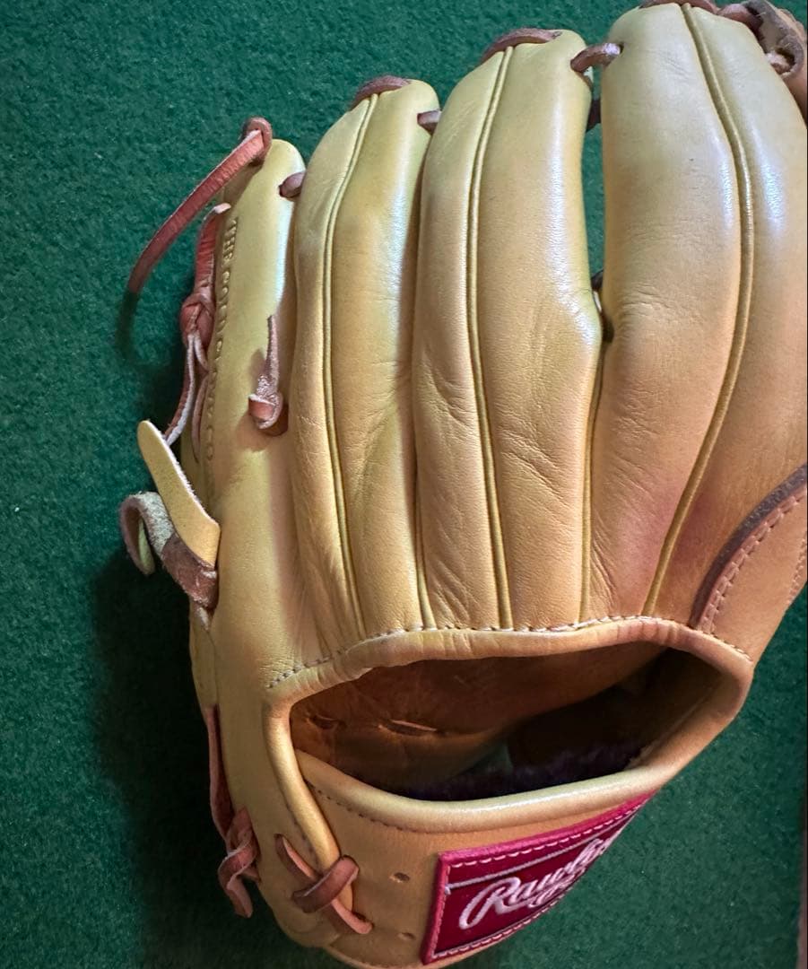 【定価21000円】ローリングス　グローブ　右利き内野手軟式用