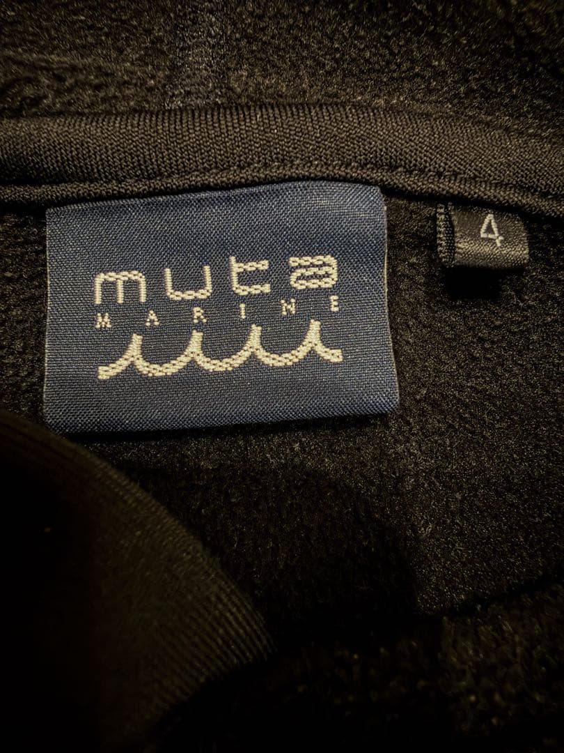 muta MARINE スリーブロゴ パーカー